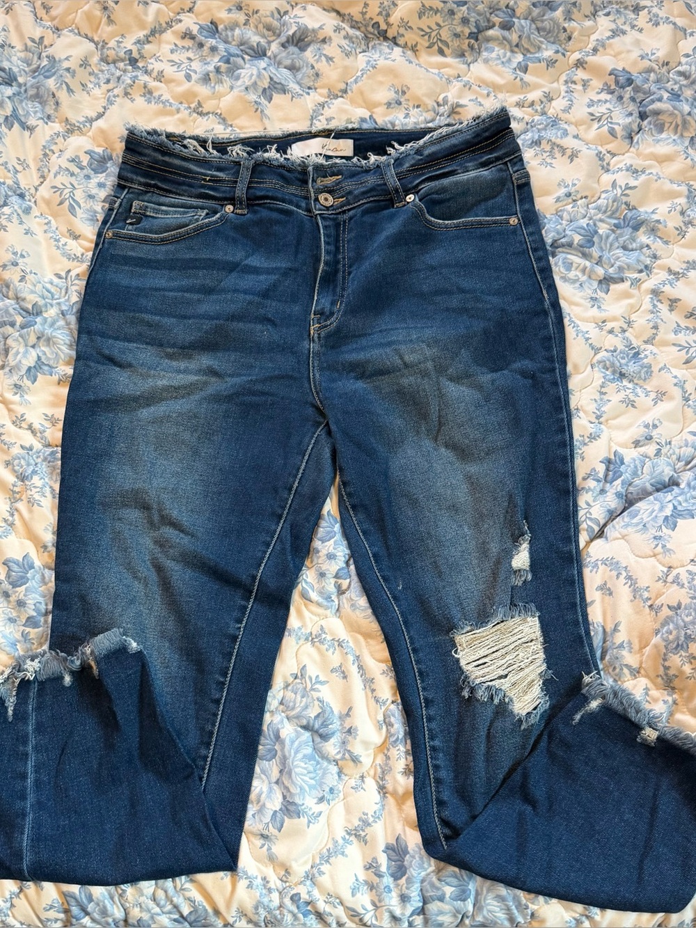 Women's Dark Blue Distressed Jeans - Kancan size 13